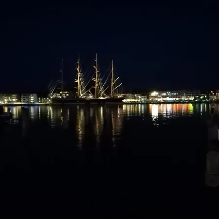 Fewo Duenengras Mit Terrasse Und Strandkorb Lübeck Buitenkant foto
