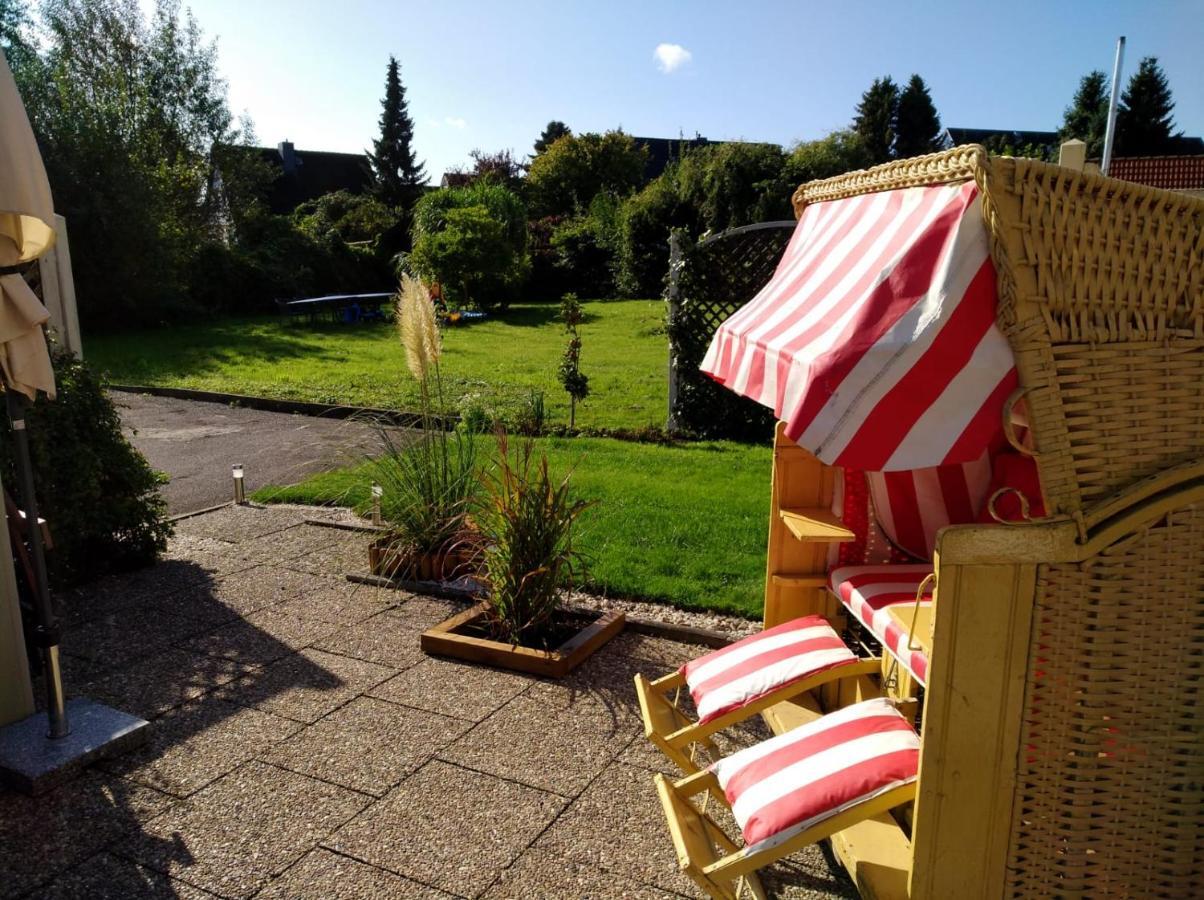 Gemütliche Mit Terrasse Und Strandkorb Lübeck